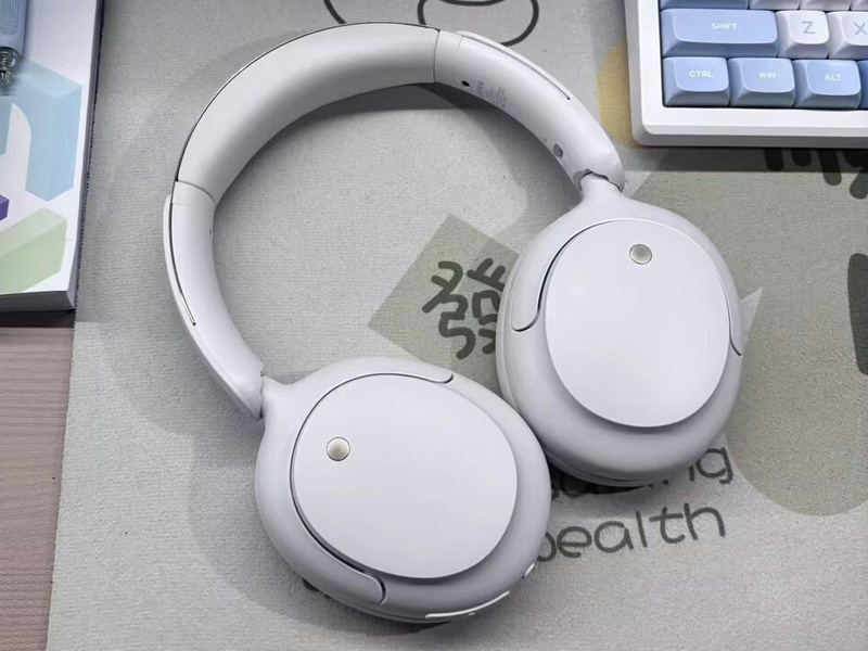 WH880NBの本体正面